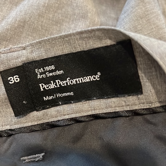 Peak performance golf outfit - Picture 3 of 4